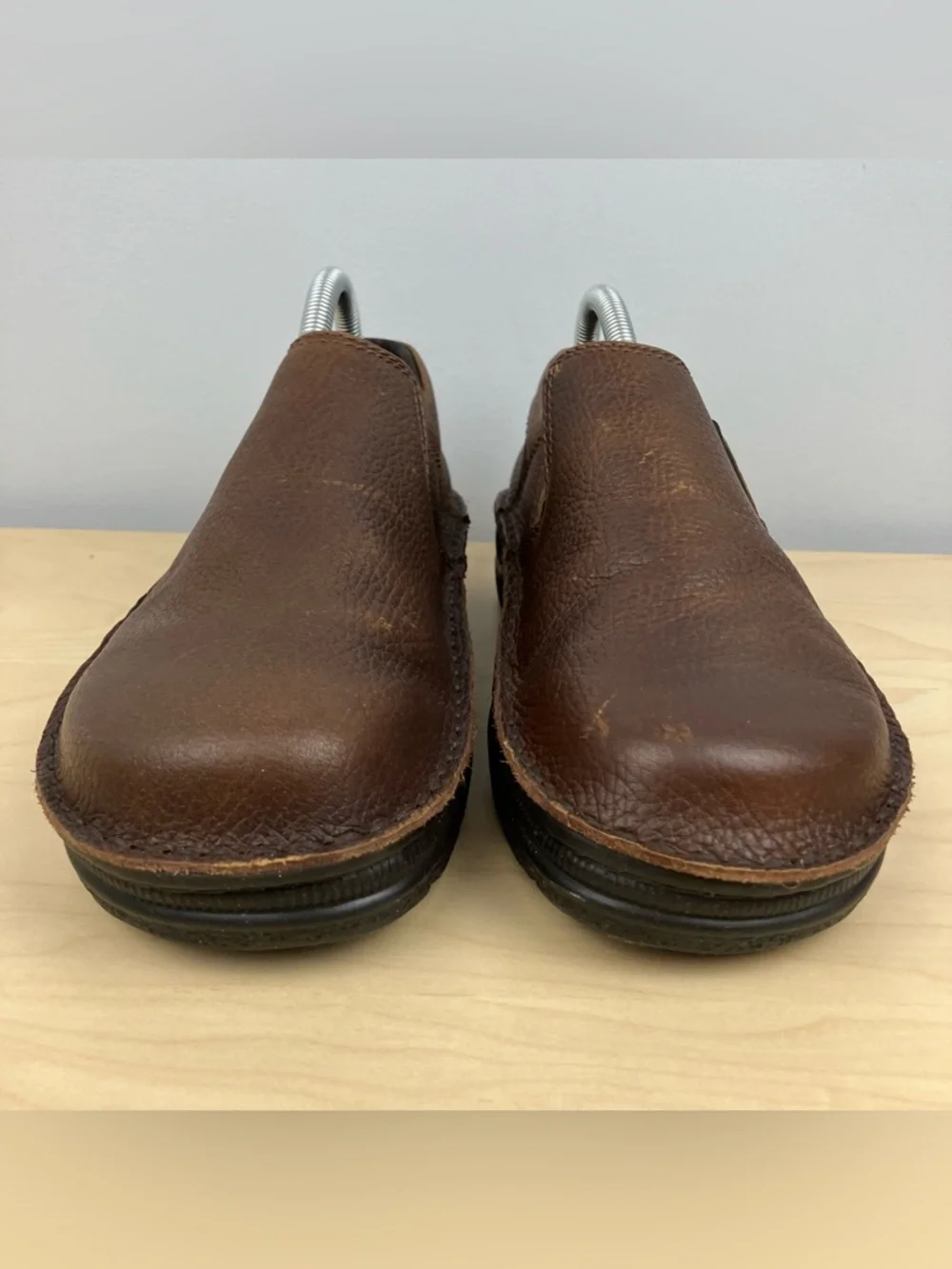Naot Men’s Size 8.0 (W10) Eiger Brown Leather Slip On Loafer Shoes Clogs